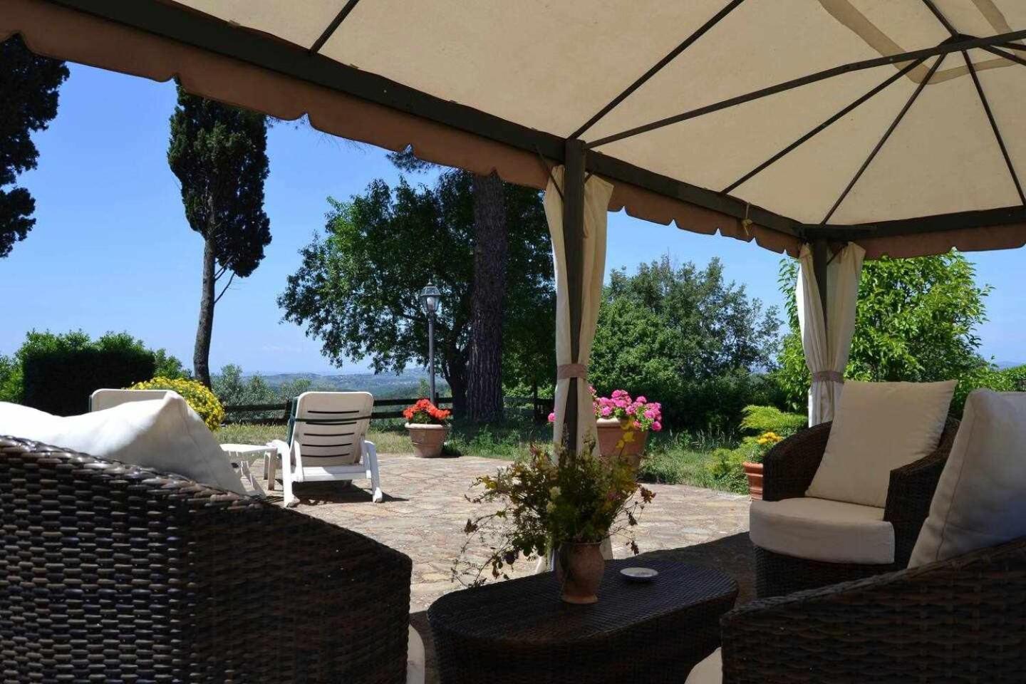 Agriturismo San Silvestro San Donato in Poggio Exterior photo